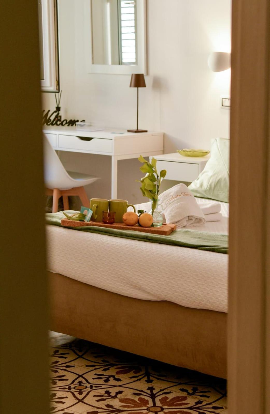 Madre Terra Apartment & Rooms تيراسيني المظهر الخارجي الصورة