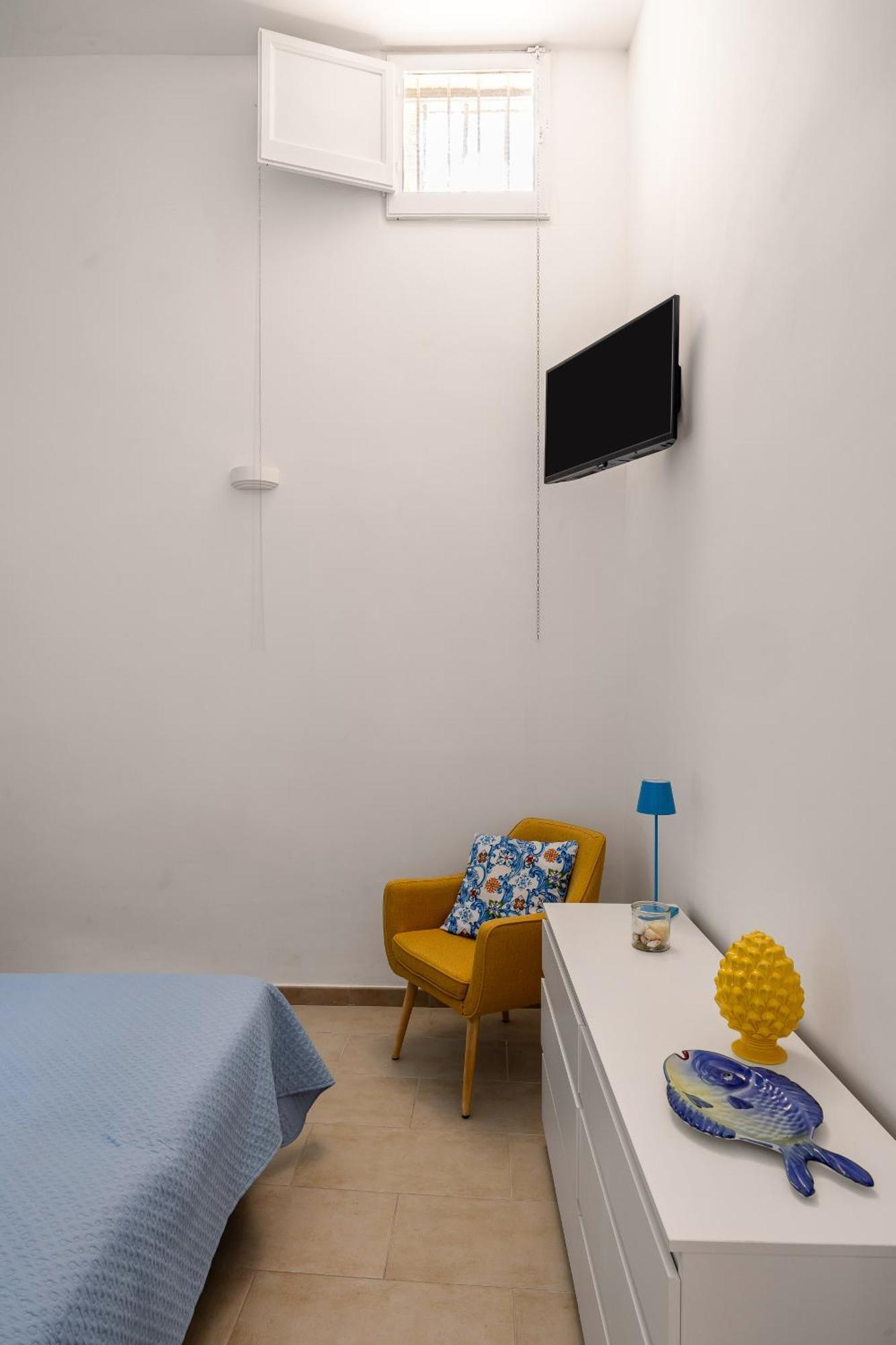 Madre Terra Apartment & Rooms تيراسيني المظهر الخارجي الصورة
