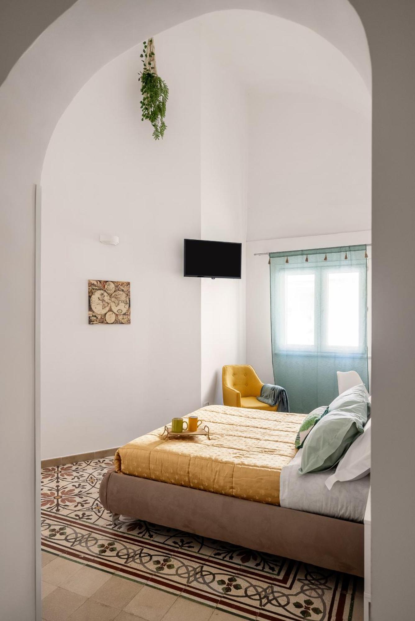 Madre Terra Apartment & Rooms تيراسيني المظهر الخارجي الصورة